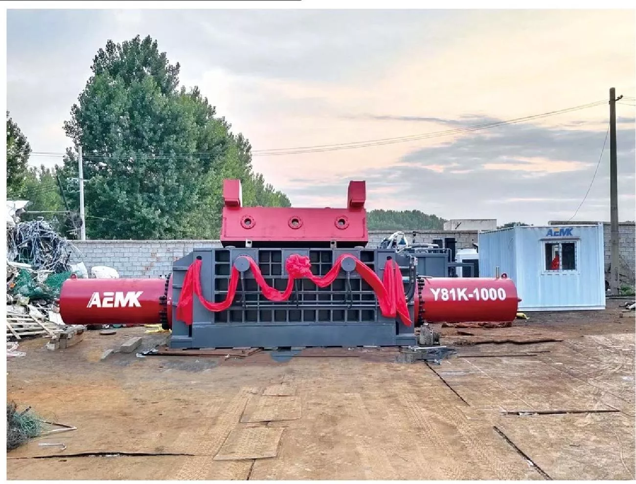 Scrap metal baler