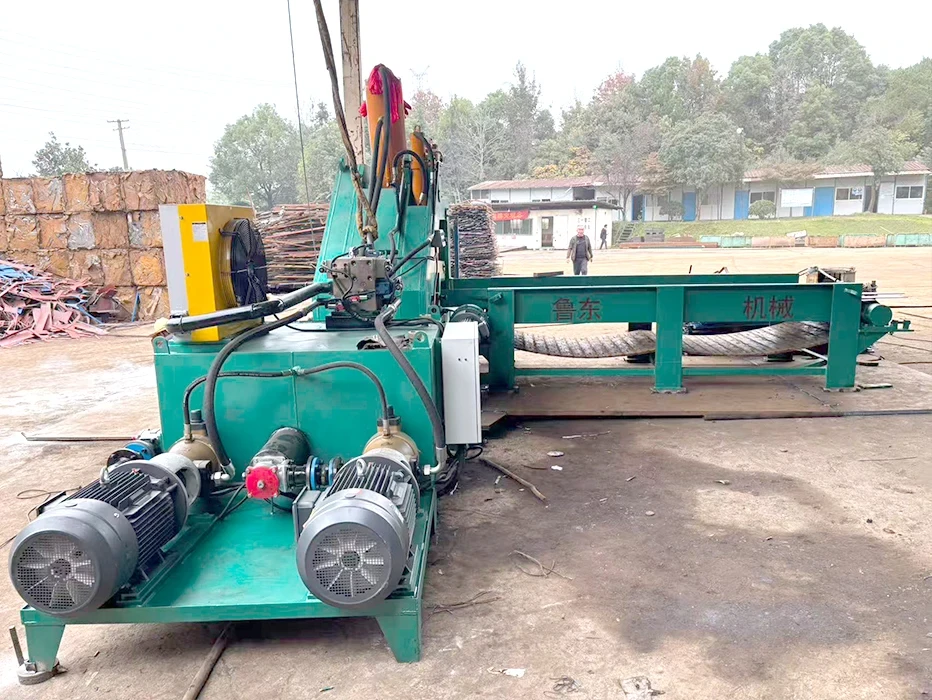 Side View of Alligator Shear Conveyor System and Power Unit